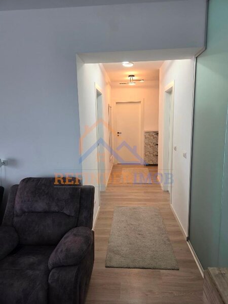 Apartament 3 camere Premium 95 mp Bloc 2024 Parcare